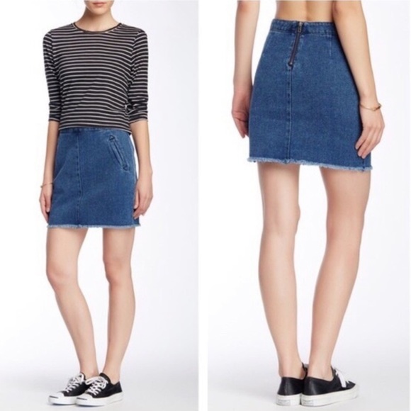 Current/Elliot Zip Fray Denim Mini Skirt Textured Indigo Twill Size 31 - Picture 1 of 10